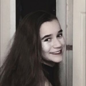 Meet your Posher, Laura